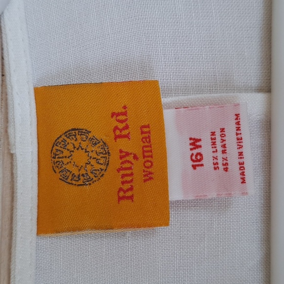 Ruby Rd. Winter White Linen Blend Rosette Detail Beaded Embellished Light Jacket - Picture 4 of 14